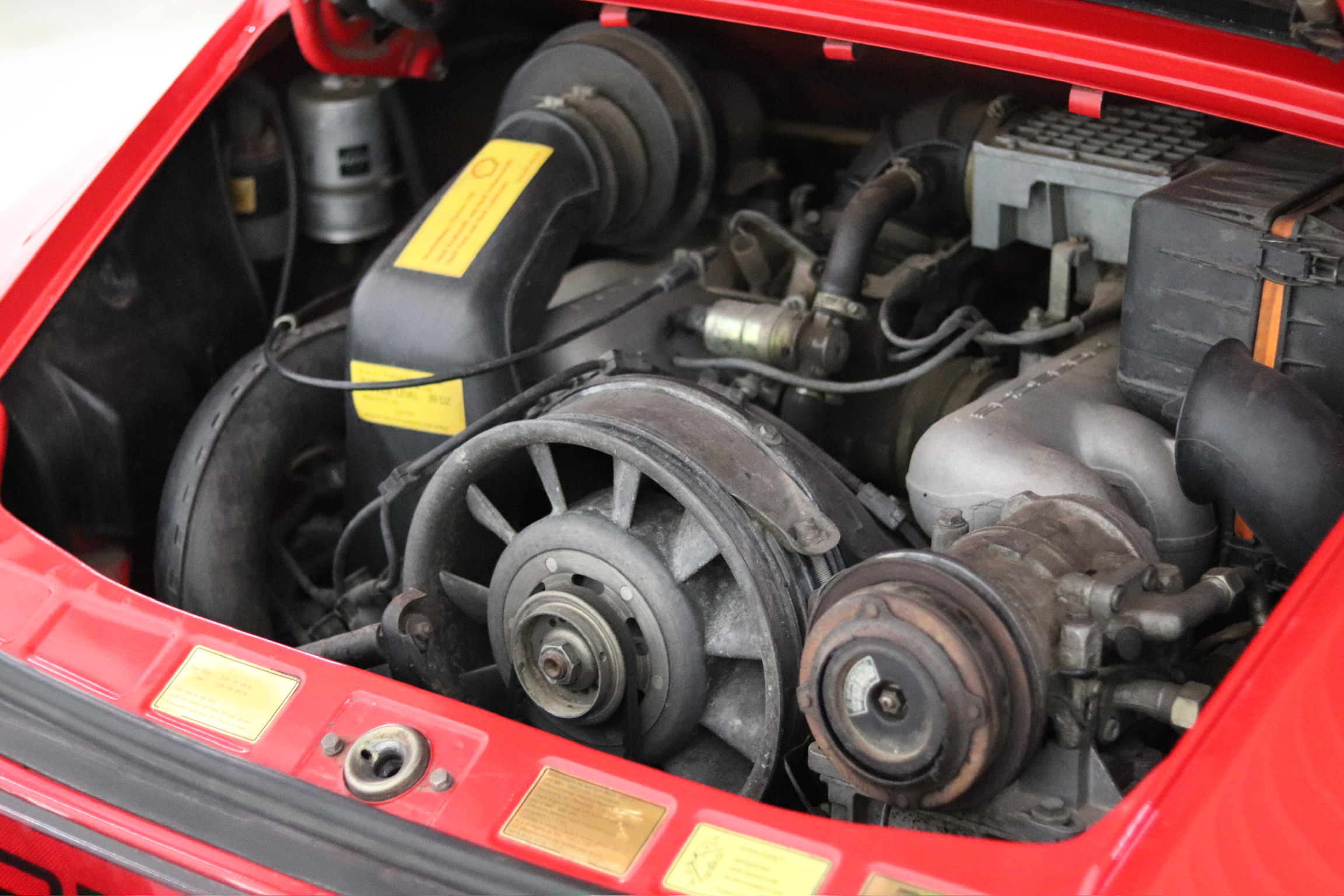 
Porsche 911 Carrera 3.2 SC Cabrio Luftgekühlt full									