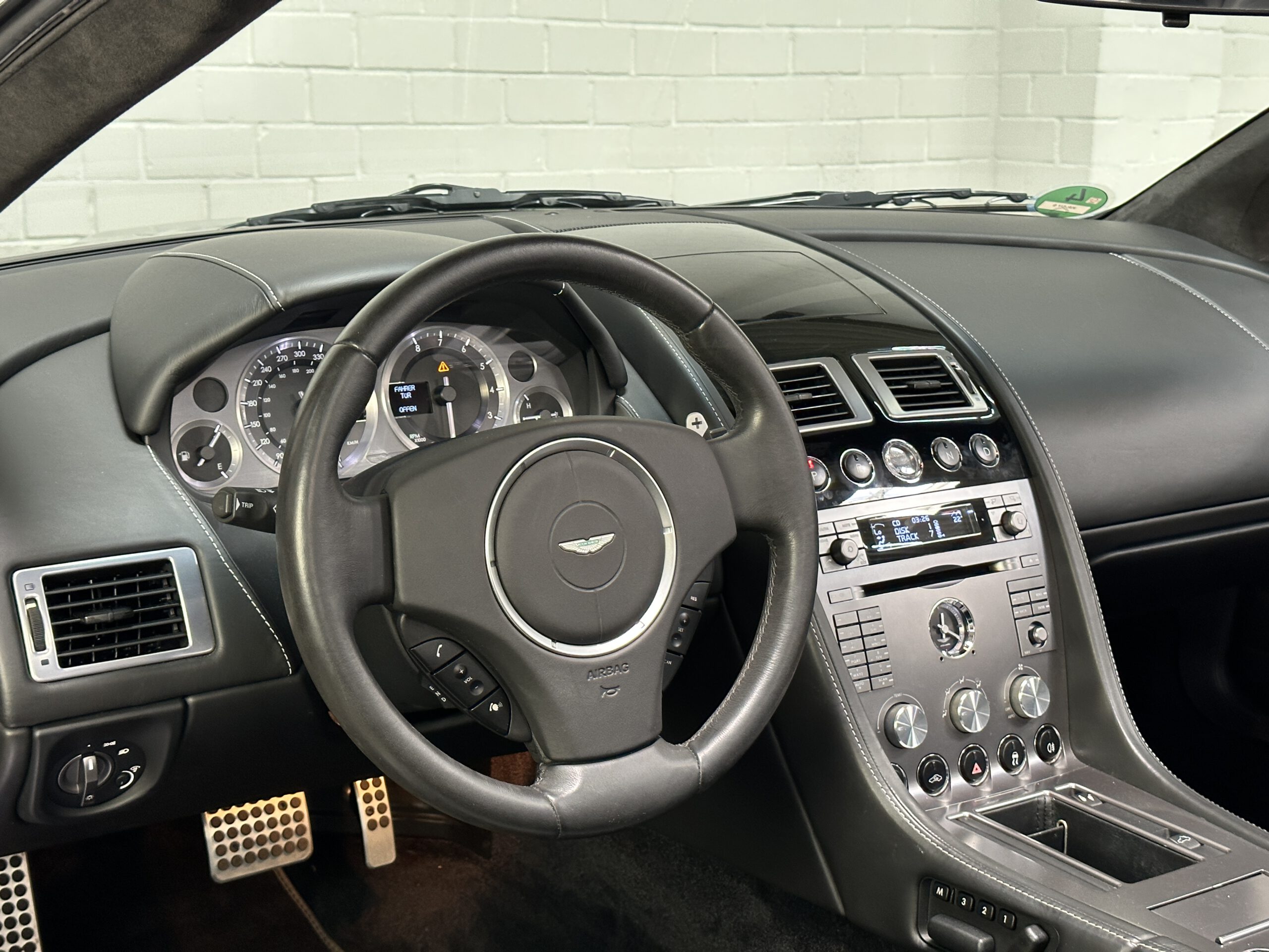 
Aston Martin DB9 VOLANTE 6.0 It EU Model full									