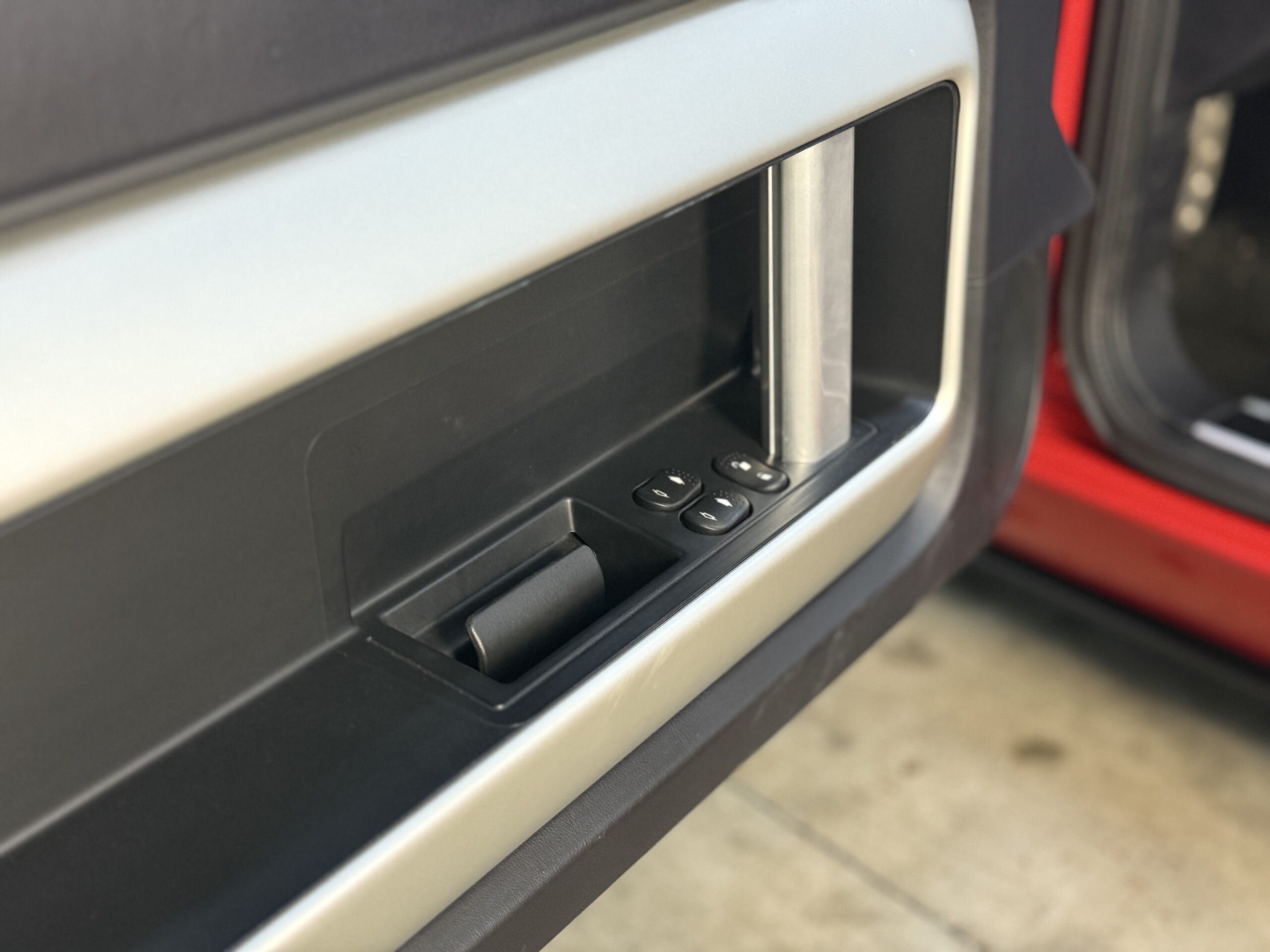 
Ford GT – nur 13.500 km – Scheckheftgepflegt full									