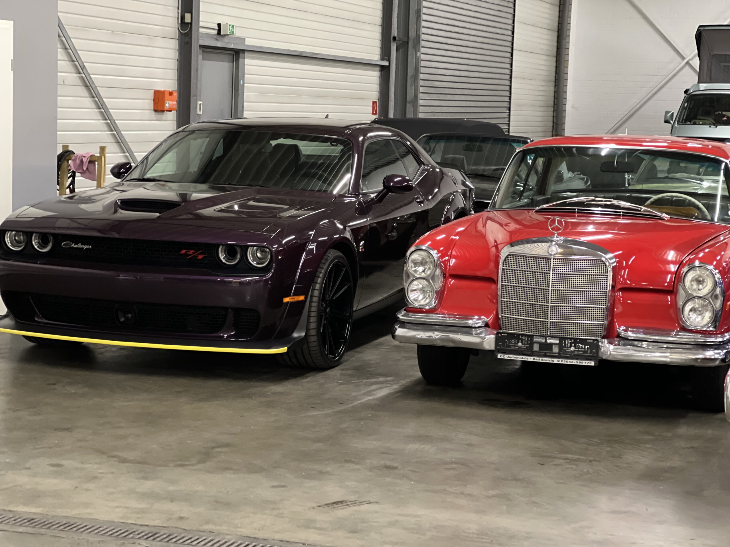 
Mercedes Benz 280 SE Coupe full									