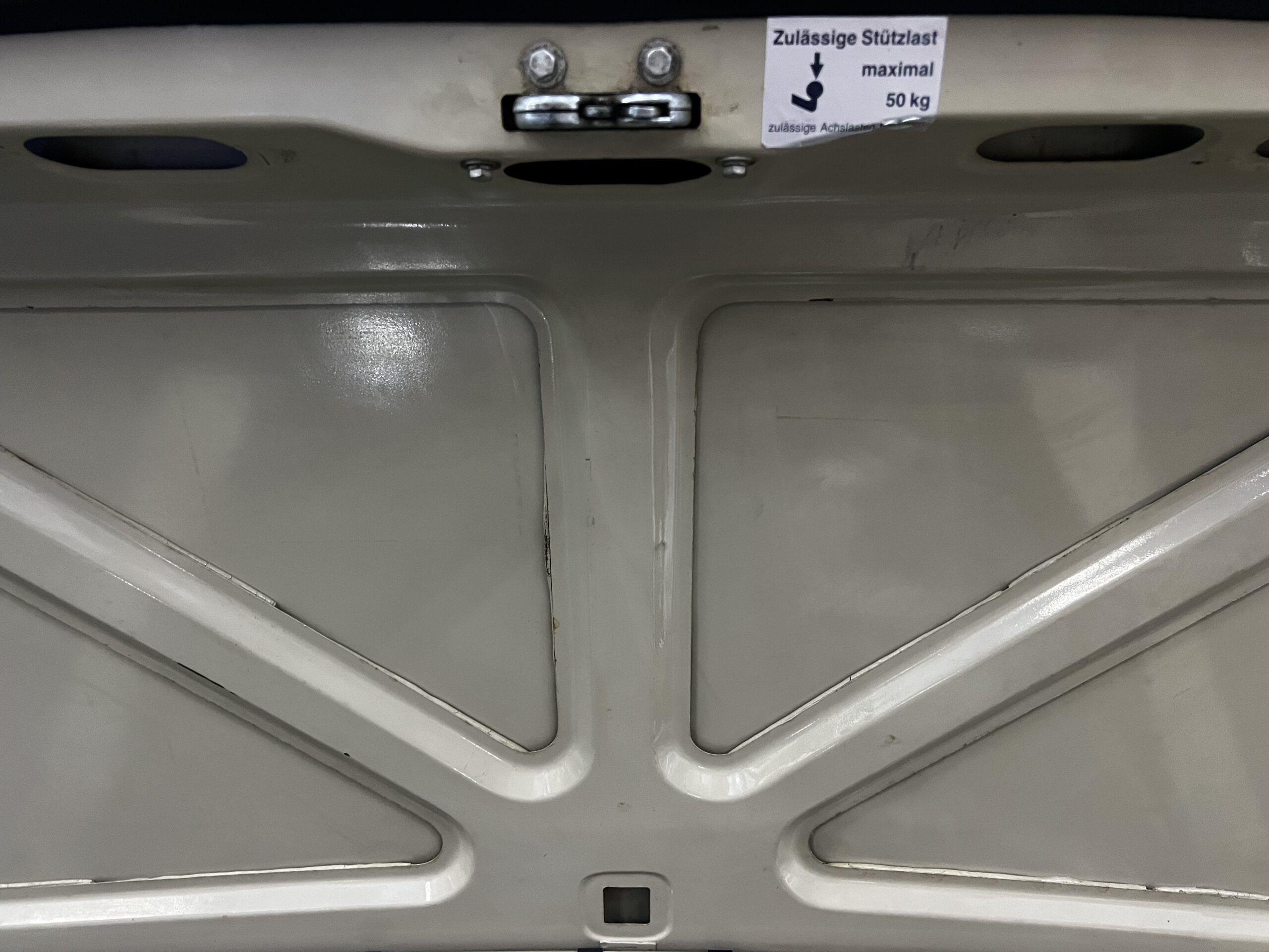 
BMW 2000 Tilux im Originalzustand – ungeschweißt full									