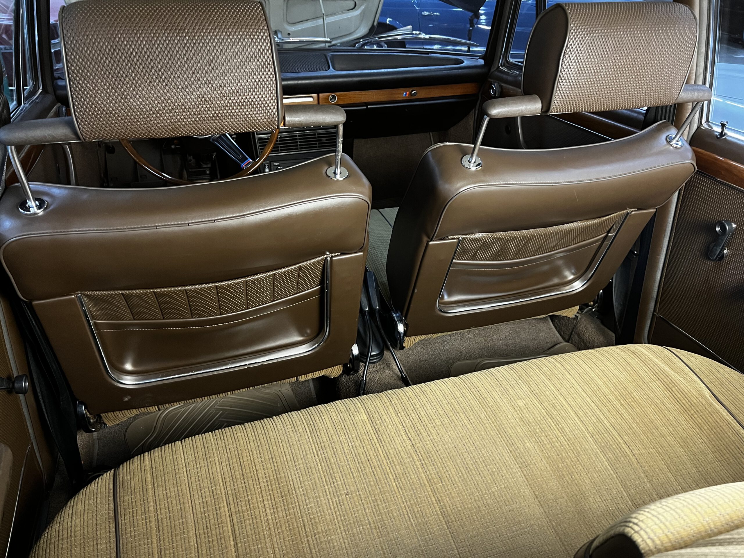 
BMW 2000 Tilux im Originalzustand – ungeschweißt full									