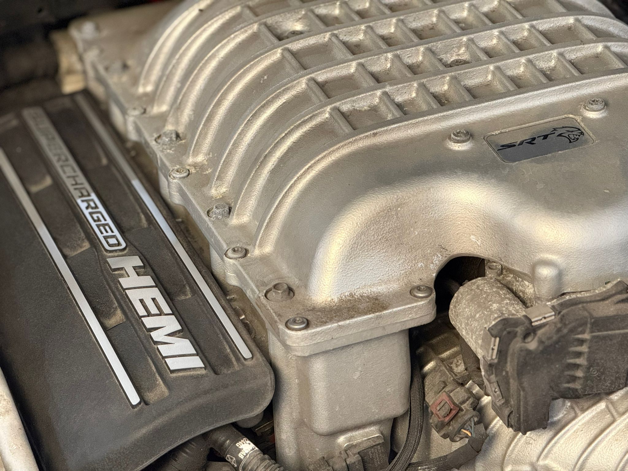 
Dodge Challenger SRT Hellcat full									