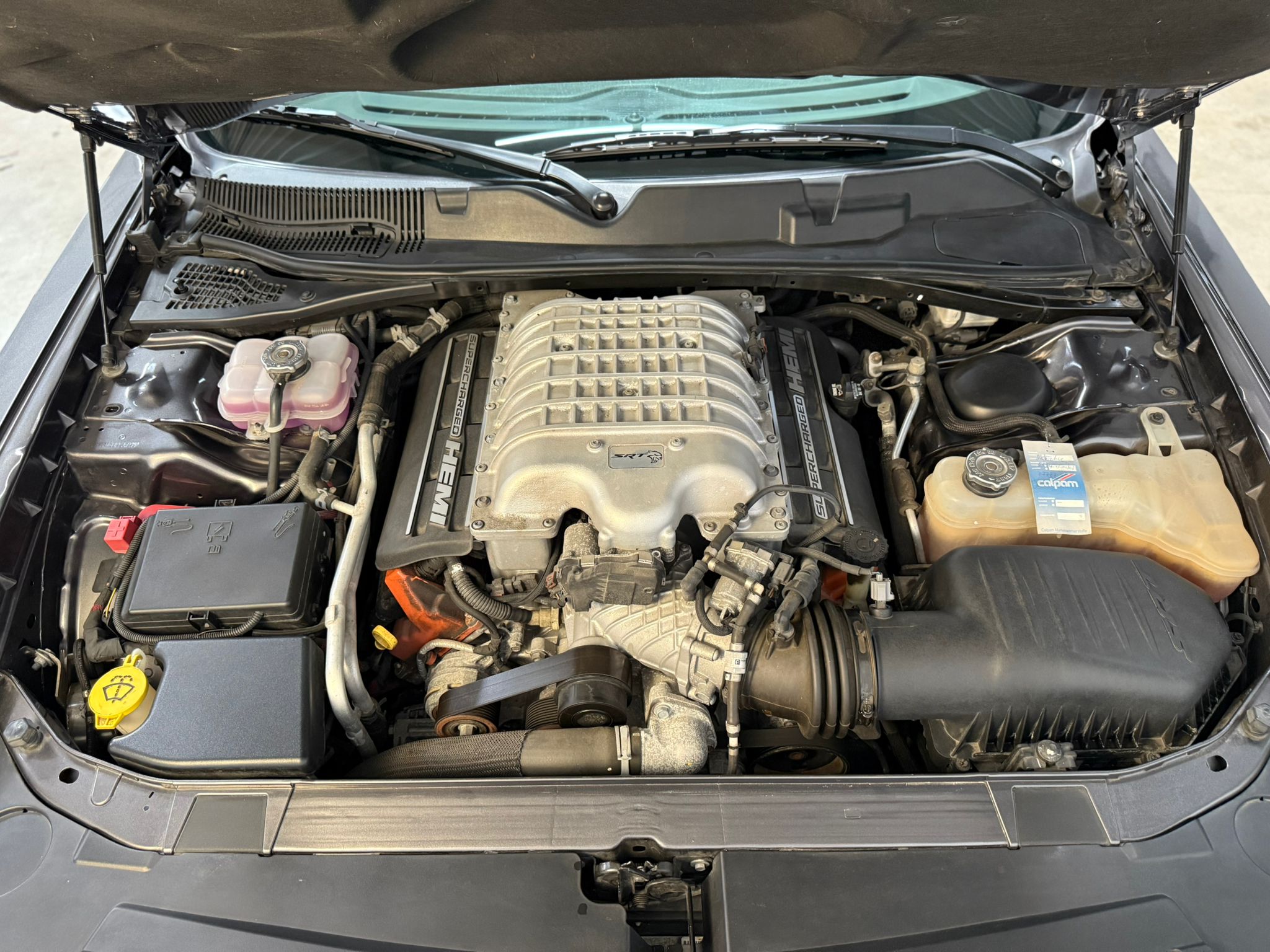 
Dodge Challenger SRT Hellcat full									