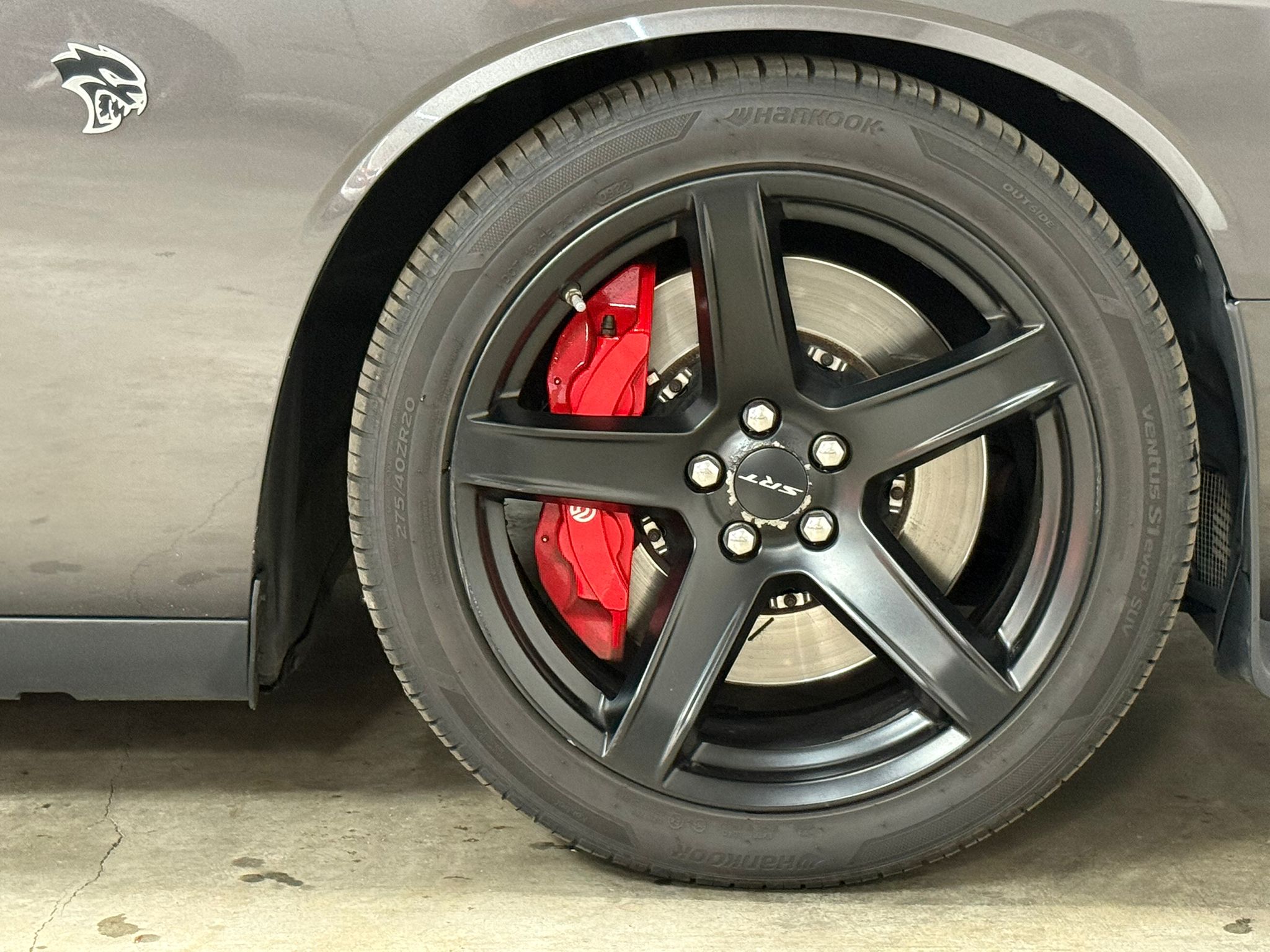 
Dodge Challenger SRT Hellcat full									