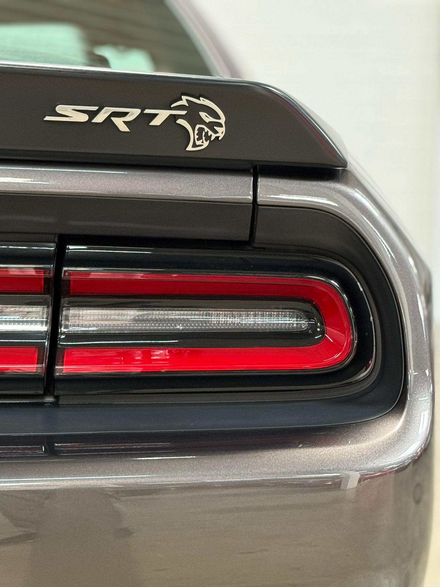 
Dodge Challenger SRT Hellcat full									