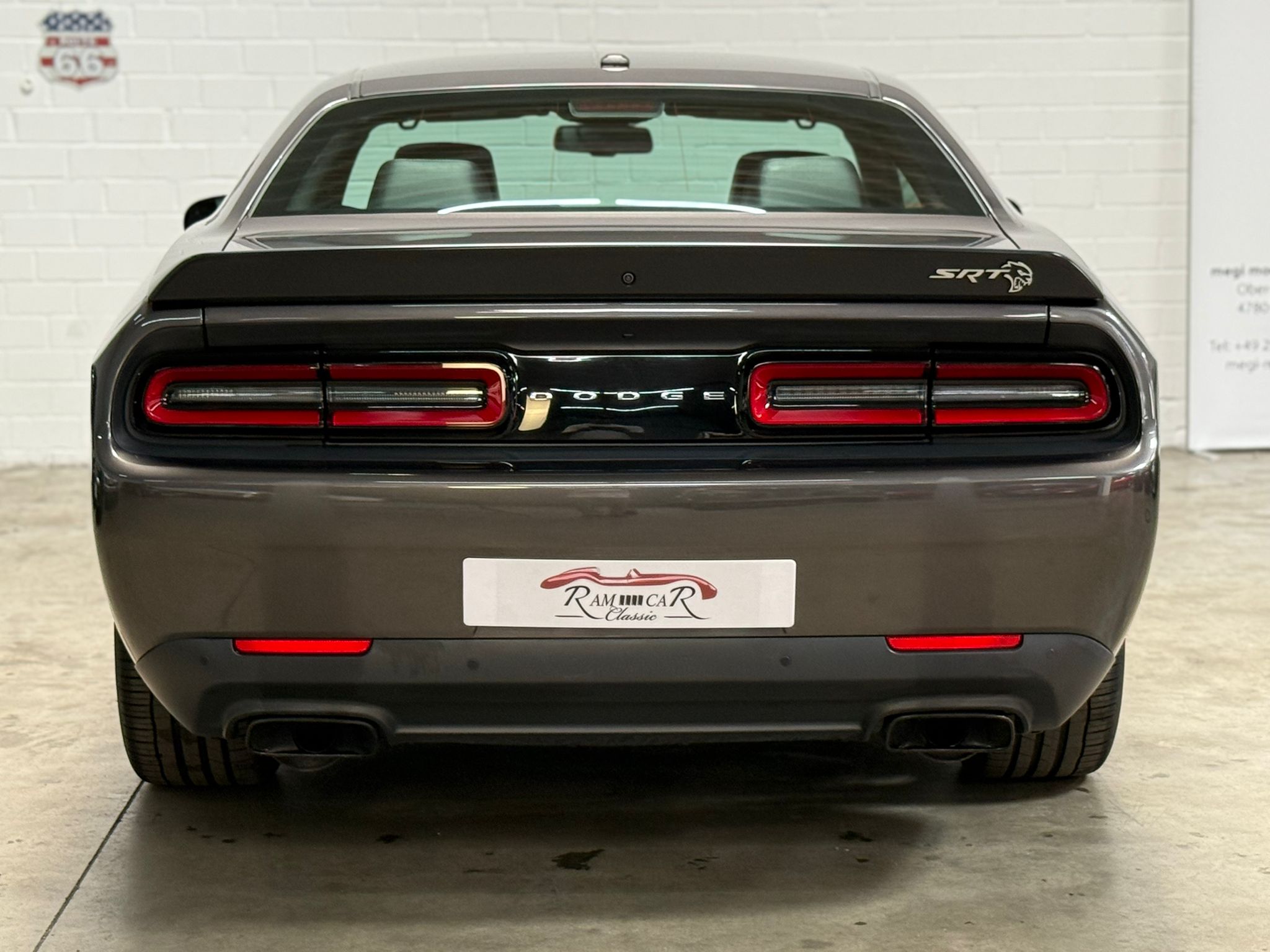 
Dodge Challenger SRT Hellcat full									