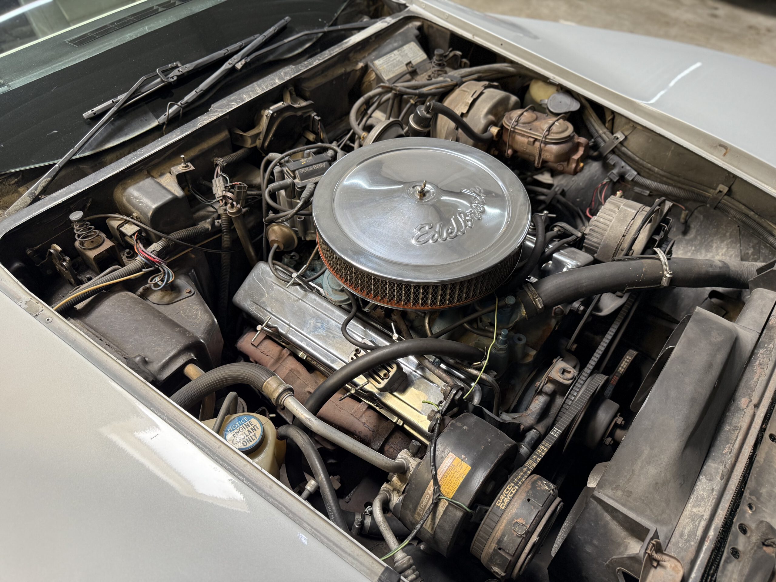 
Chevrolet Corvette C3 Stingray – Baujahr 1978 – H – Kennzeichen full									