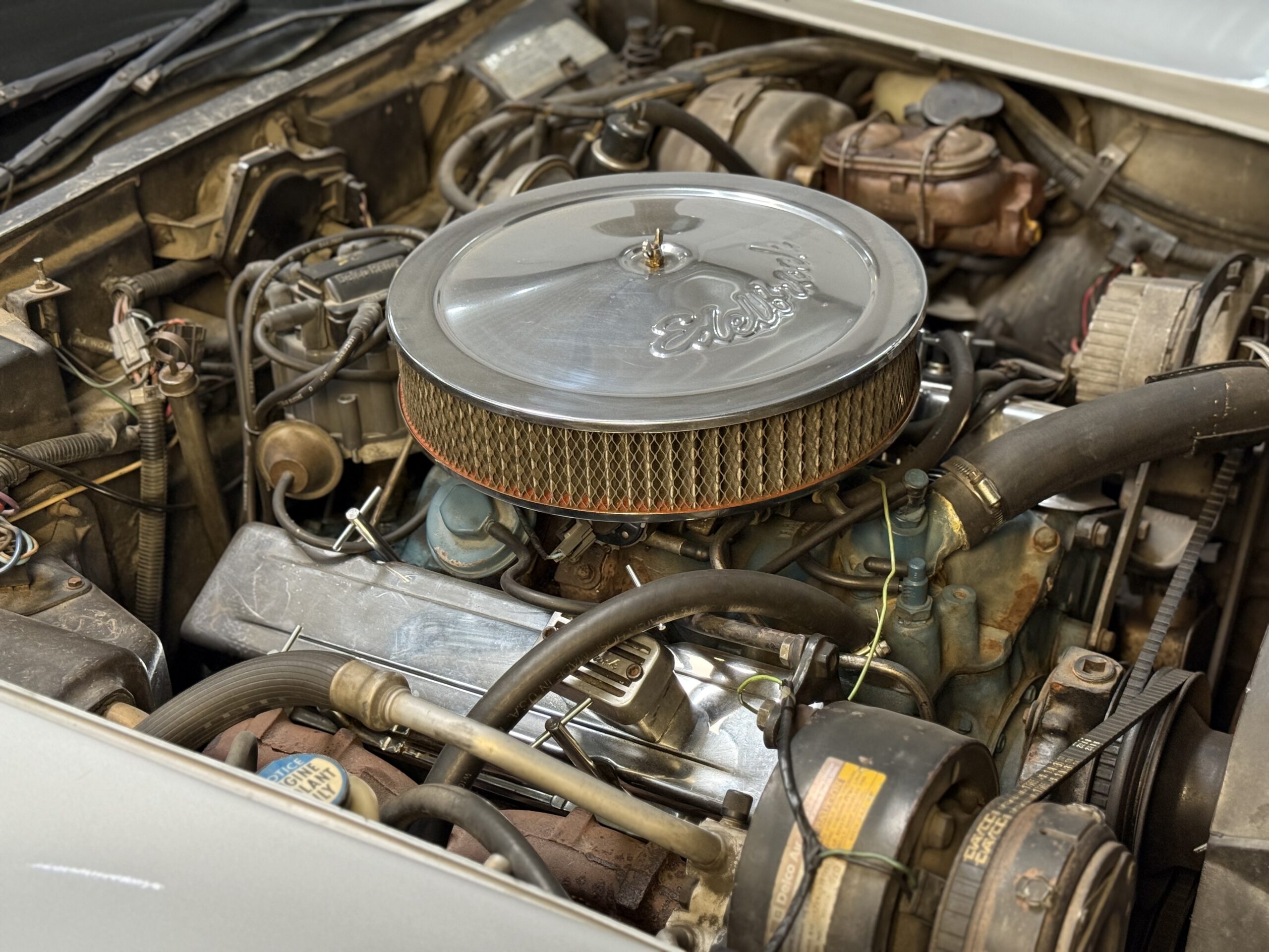 
Chevrolet Corvette C3 Stingray – Baujahr 1978 – H – Kennzeichen full									