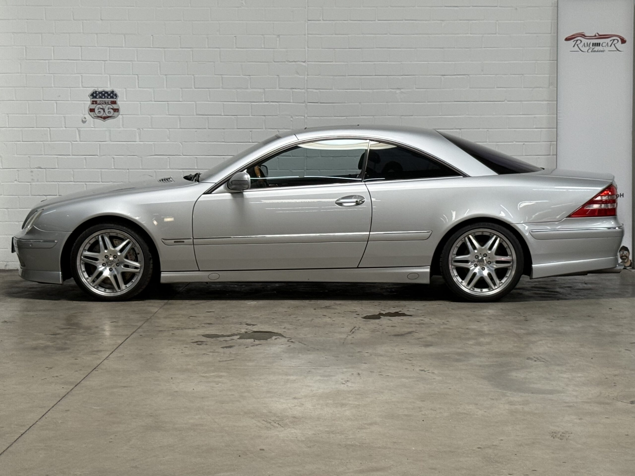 
Mercedes CL500 full									