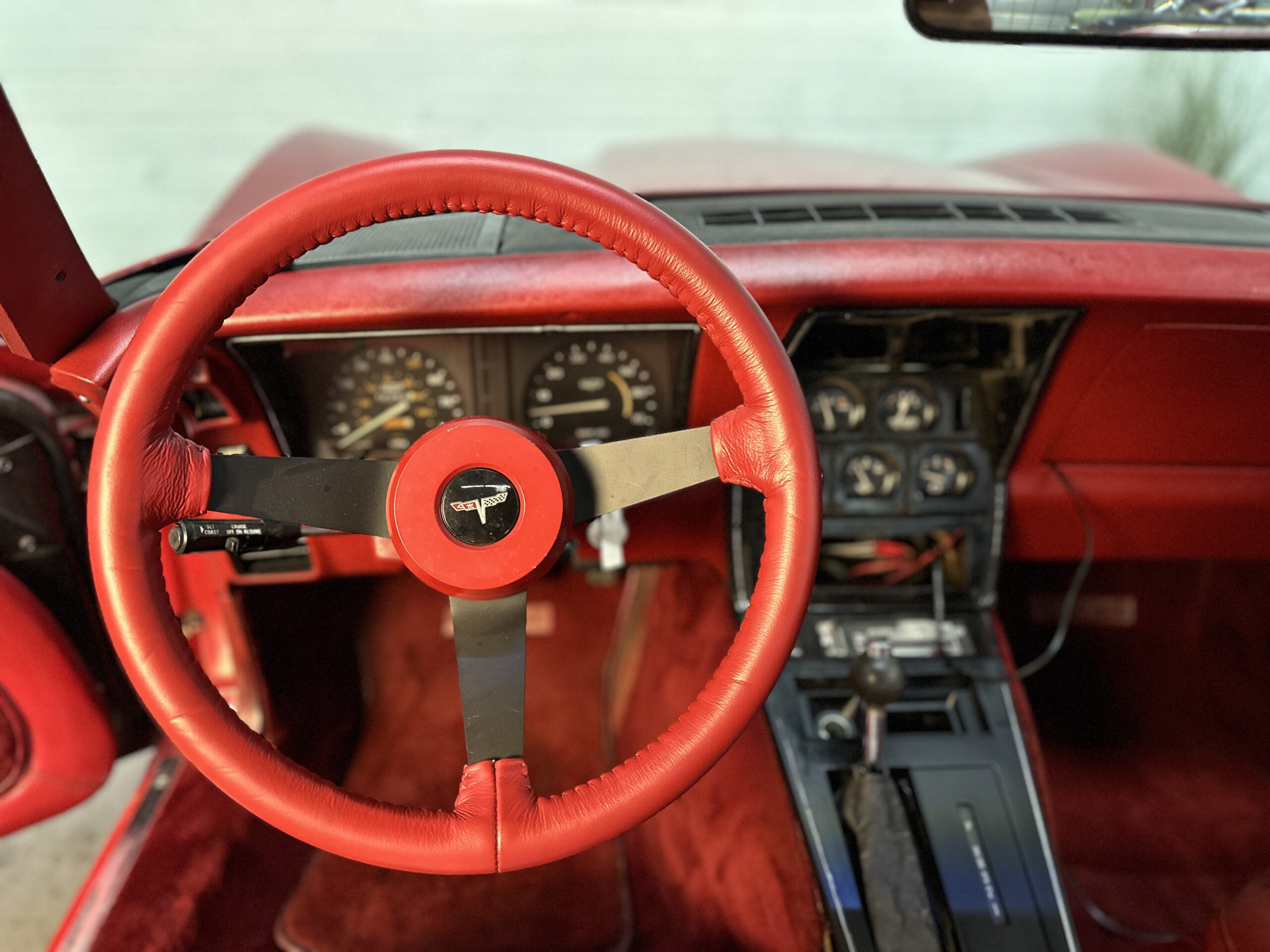 
Chevrolet Corvette C3 Targa Baujahr 1981, Glasdach, neue HU full									