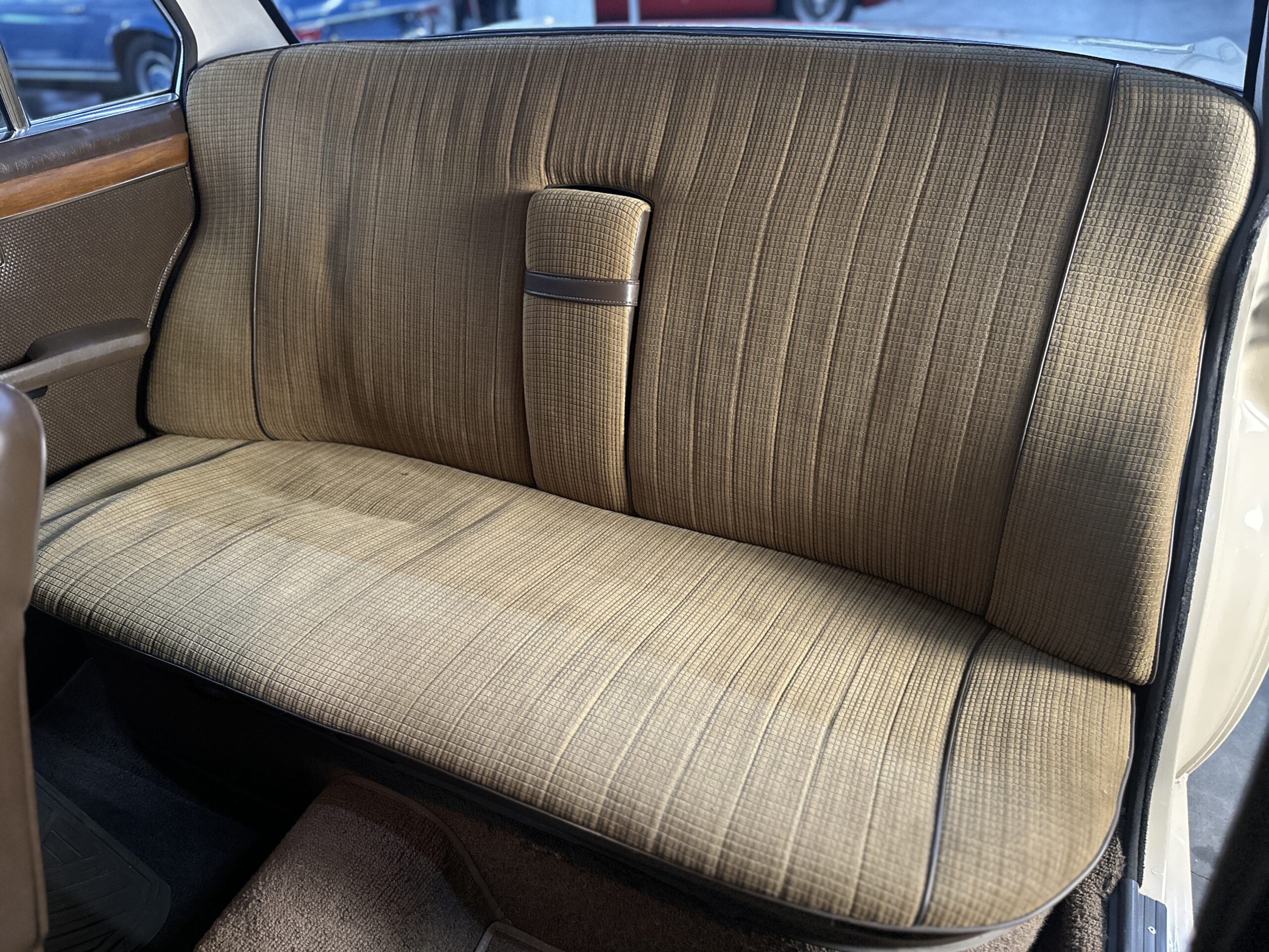 
BMW 2000 Tilux im Originalzustand – ungeschweißt full									