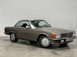 Mercedes-Benz SL 560