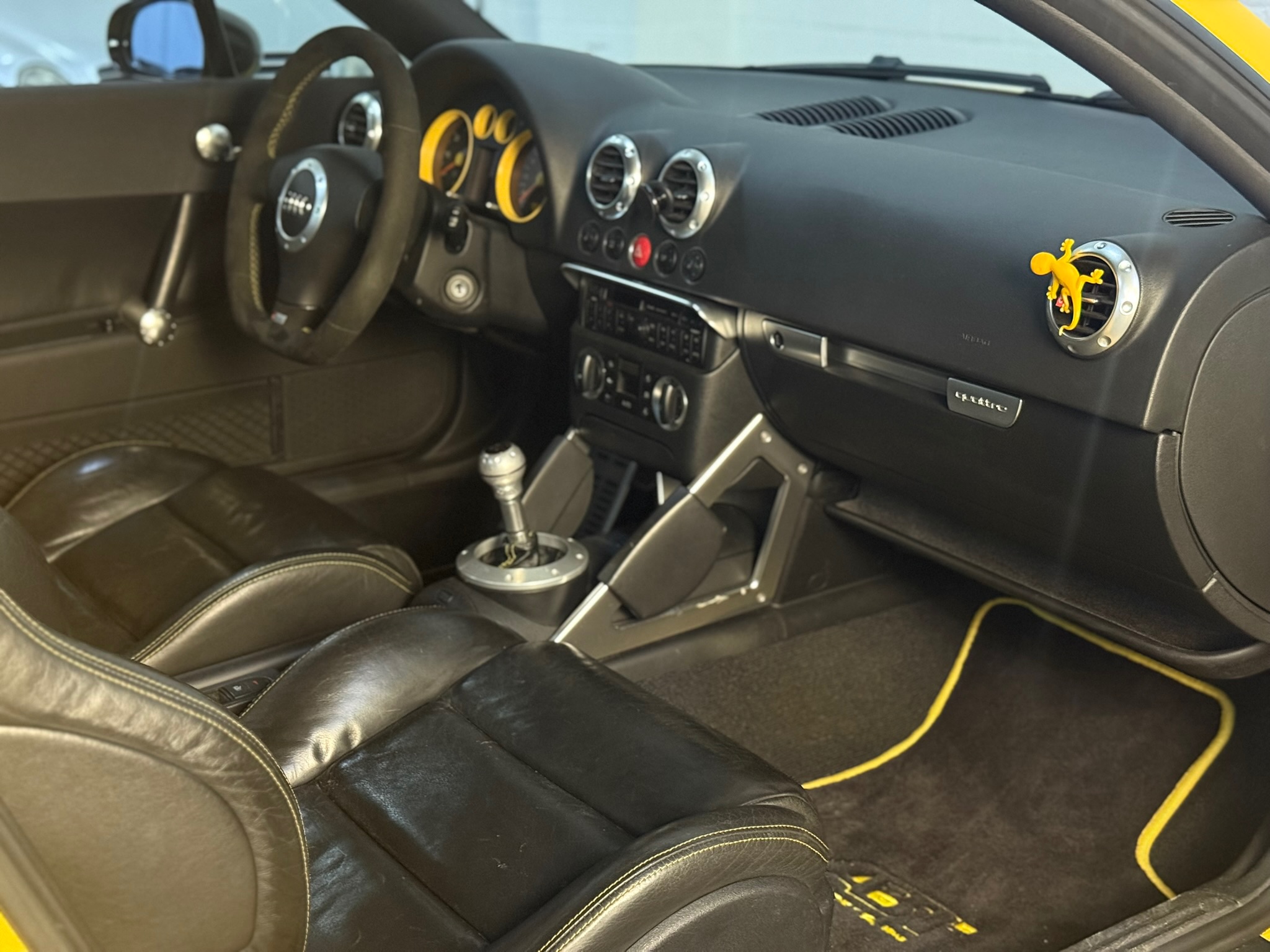 
Audi TT quattro 1.8T ABT 250 PS Sonderumbau Zustand 2+ full									