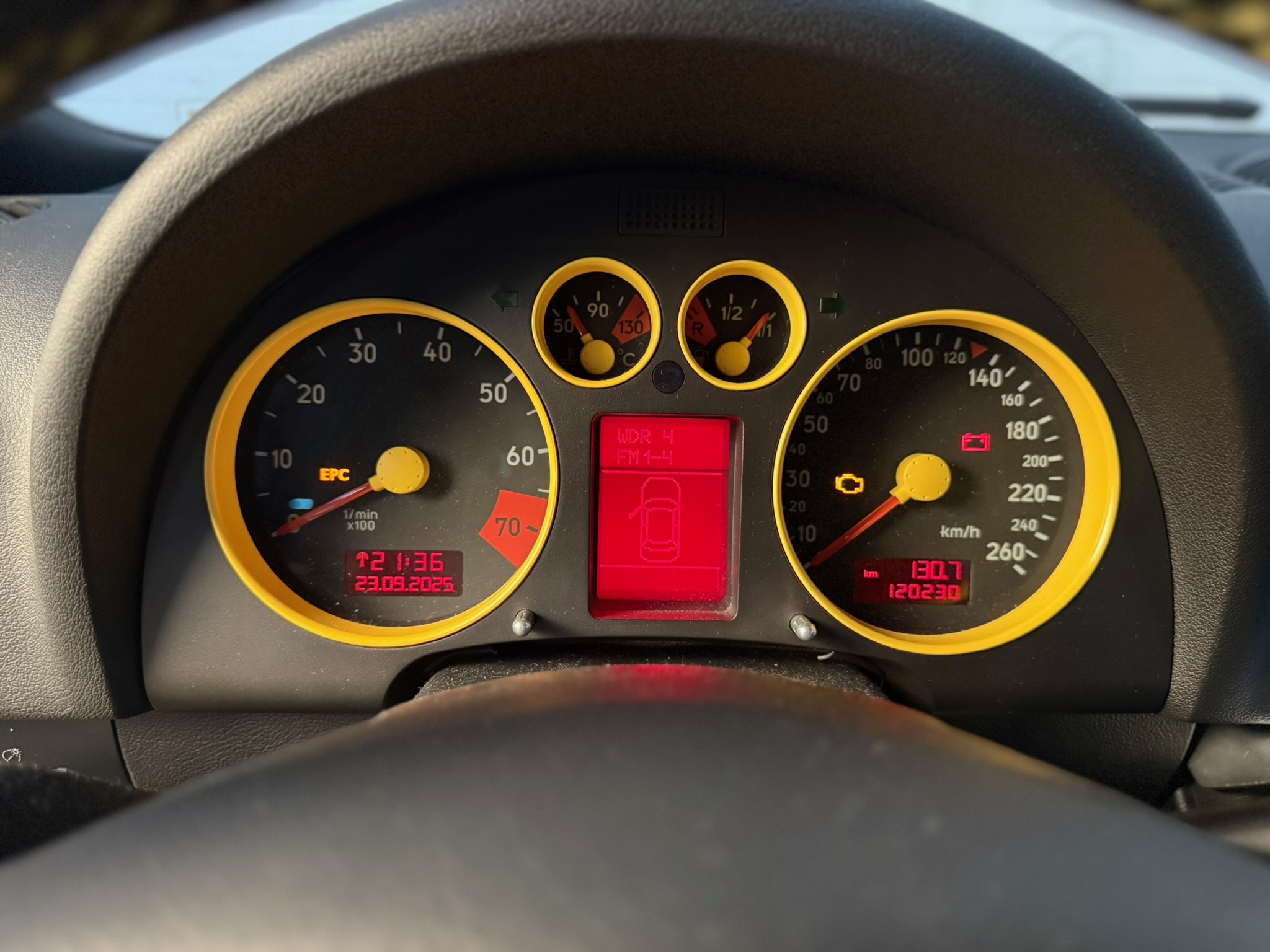 
Audi TT quattro 1.8T ABT 250 PS Sonderumbau Zustand 2+ full									