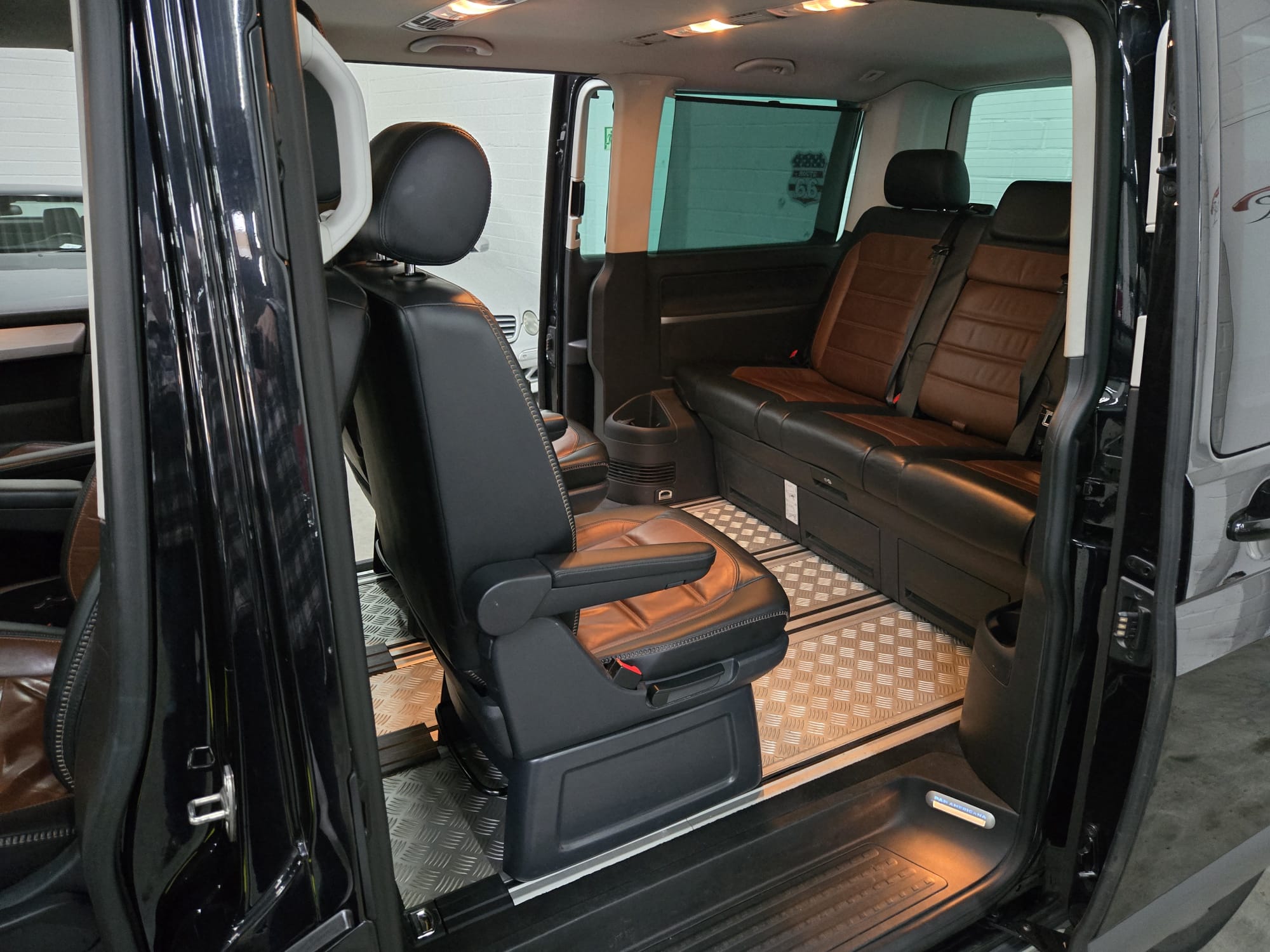 
								VW T6 Multivan Pan Americana full									