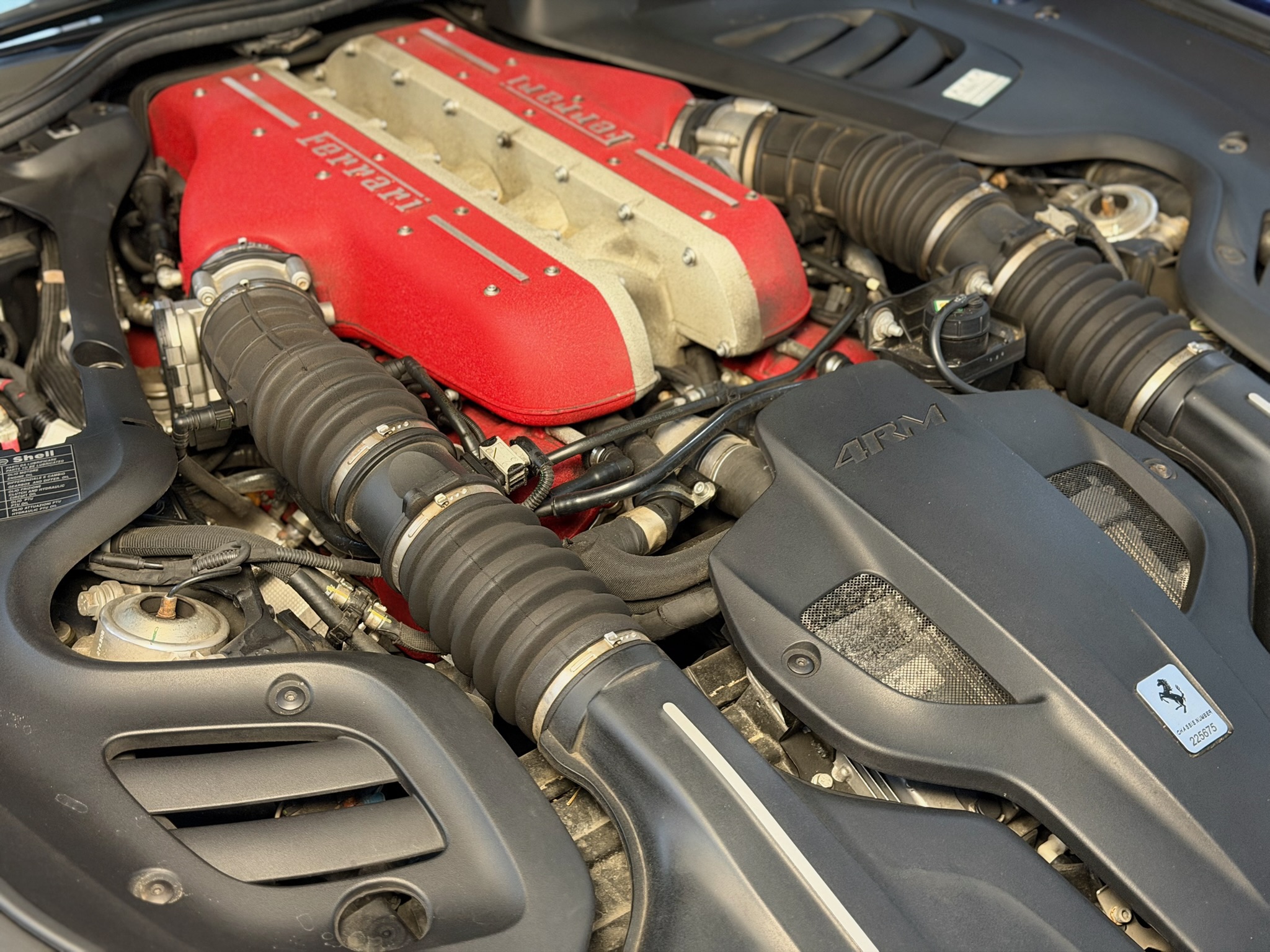 
								Ferrari GTC4Lusso 2. Hand Ferrari Scheckheft inkl. MwSt. full									