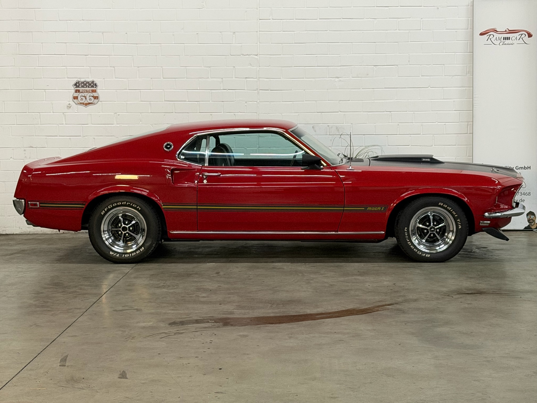 
								FORD MUSTANG FASTBACK 390 MACH1 S-CODE full									