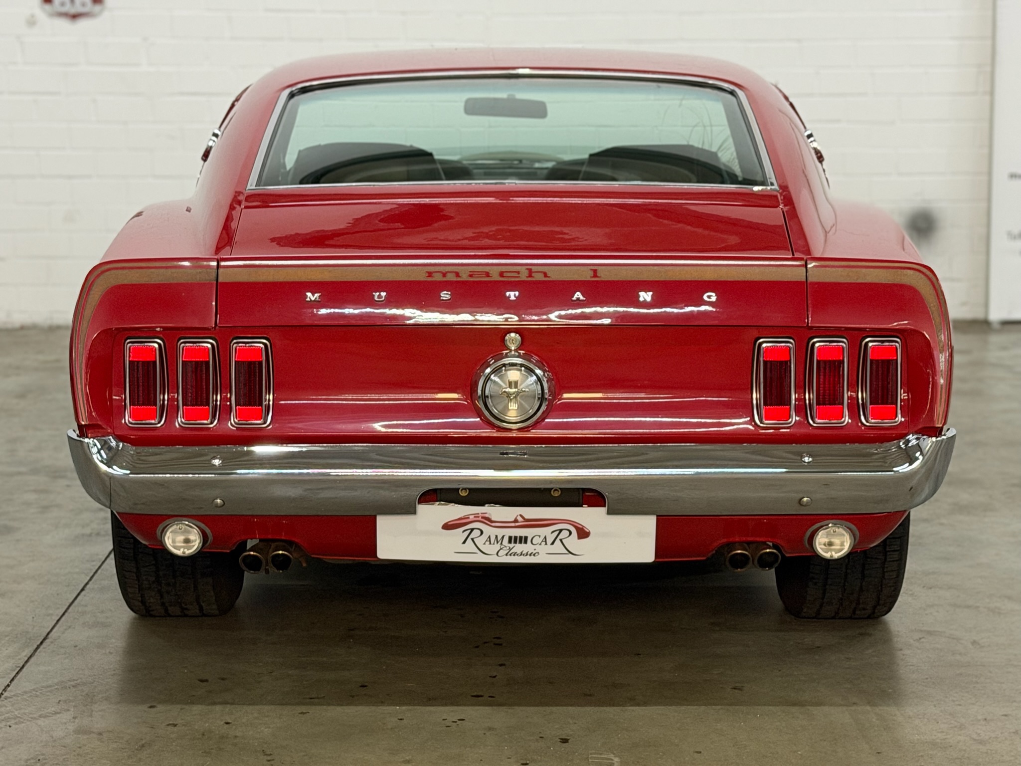 
								FORD MUSTANG FASTBACK 390 MACH1 S-CODE full									