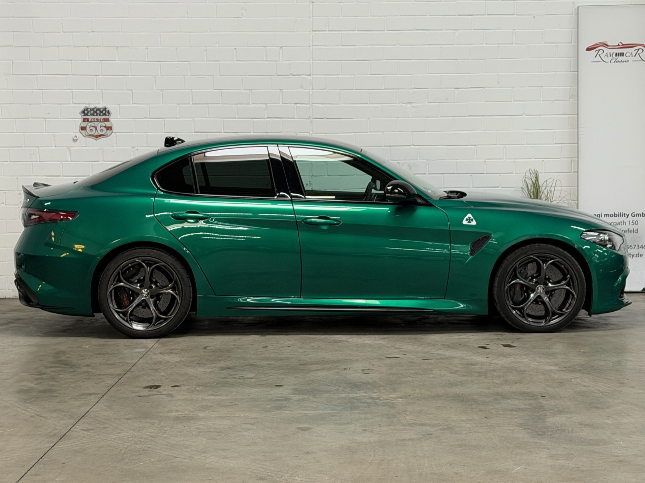 
								Alfa Romeo Giulia 2.9 V6 Bi-Turbo AT8 Quadrifoglio inkl. MwSt full									