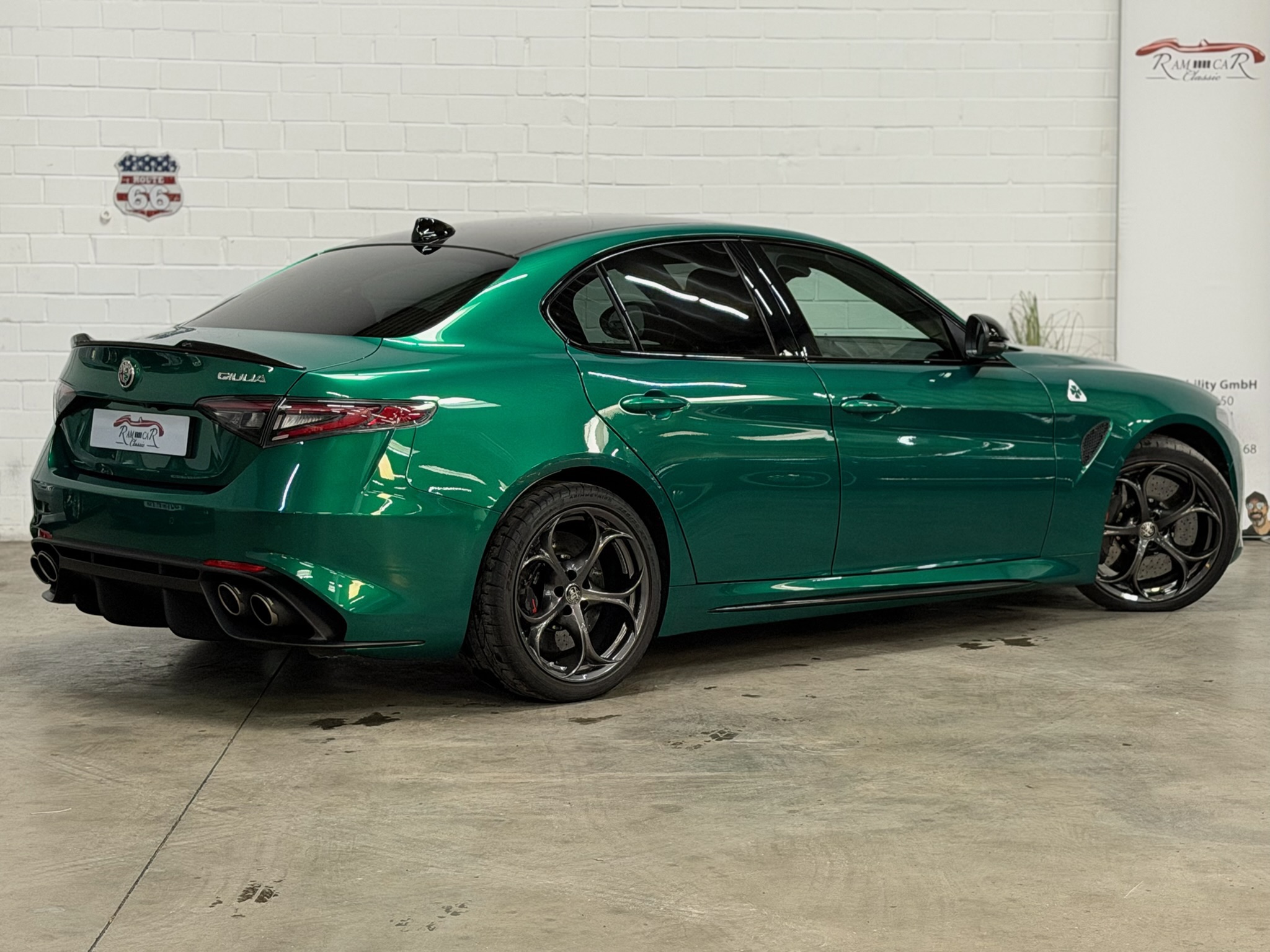 
								Alfa Romeo Giulia 2.9 V6 Bi-Turbo AT8 Quadrifoglio inkl. MwSt full									