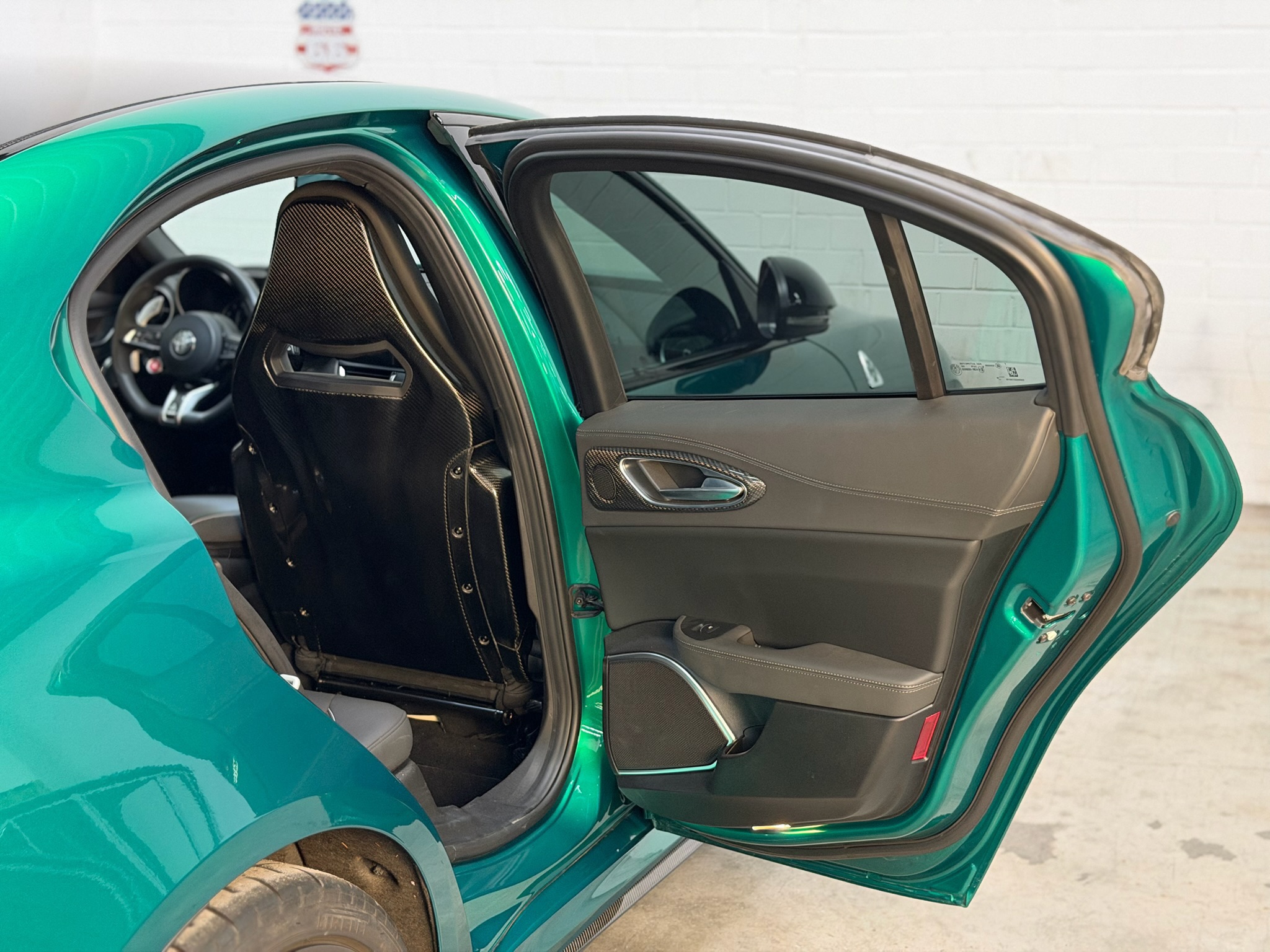 
								Alfa Romeo Giulia 2.9 V6 Bi-Turbo AT8 Quadrifoglio inkl. MwSt full									