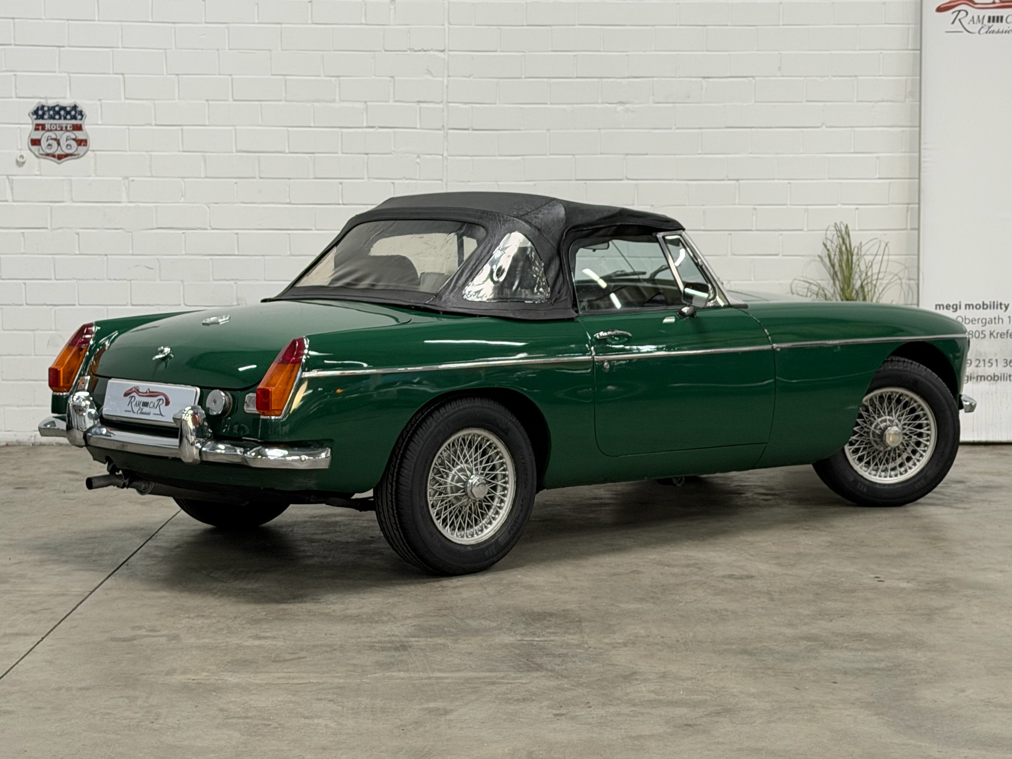 
								MG MGB Roadster Chrom-Paket – Frischer TÜV & Inspektion full									