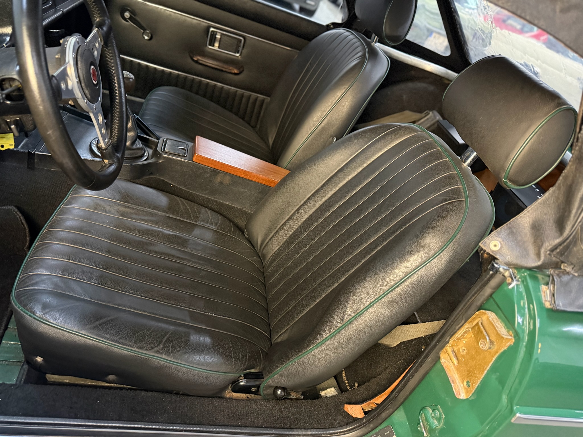 
								MG MGB Roadster Chrom-Paket – Frischer TÜV & Inspektion full									