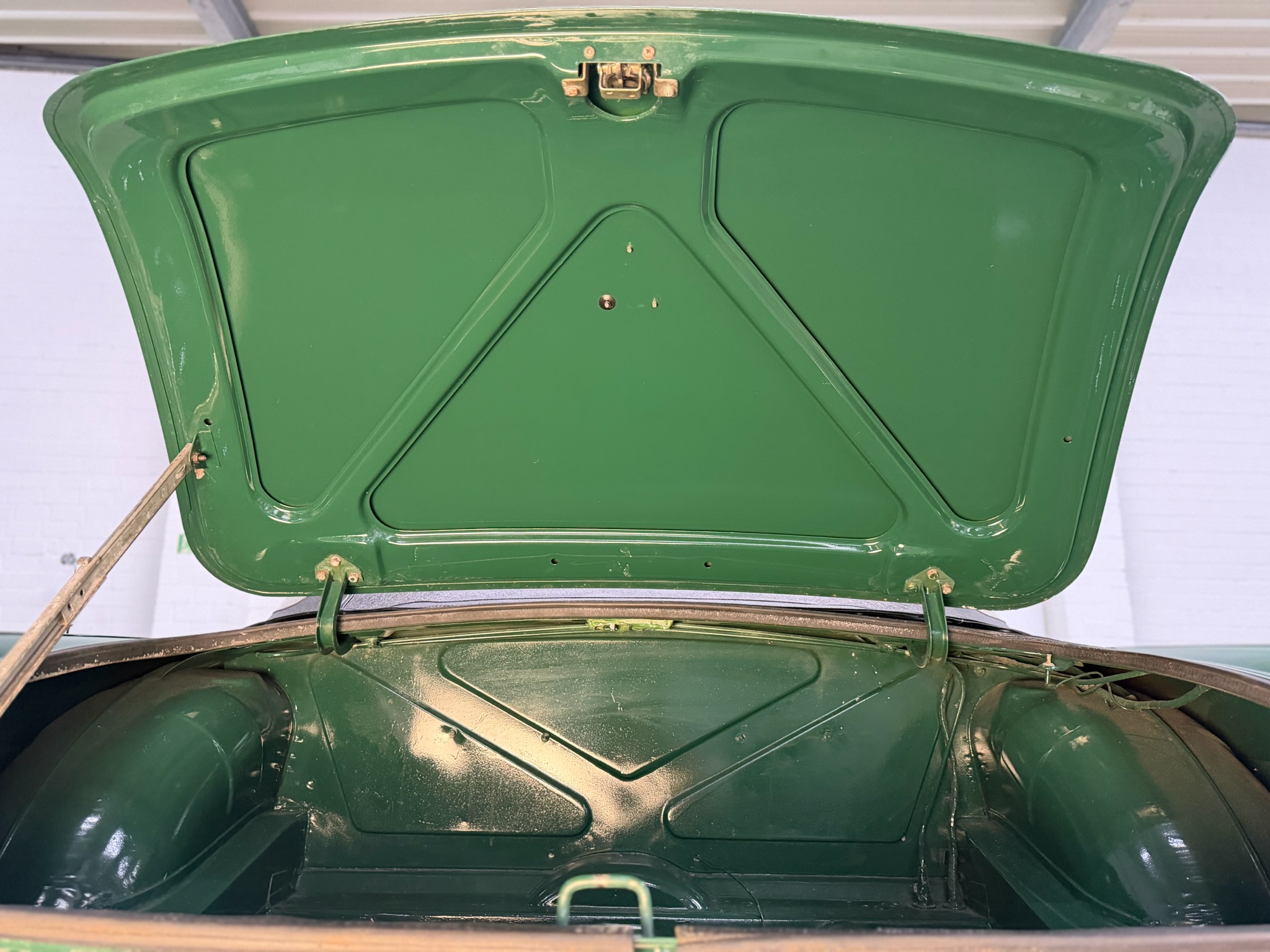 
								MG MGB Roadster Chrom-Paket – Frischer TÜV & Inspektion full									