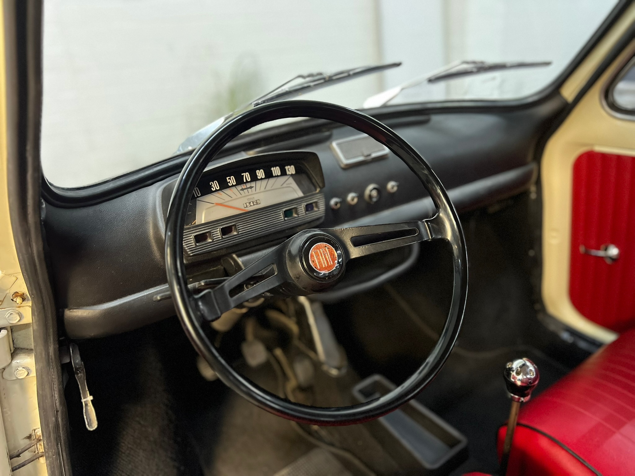 
								Fiat 500 Lusso mit Faltdach, TÜV neu full									