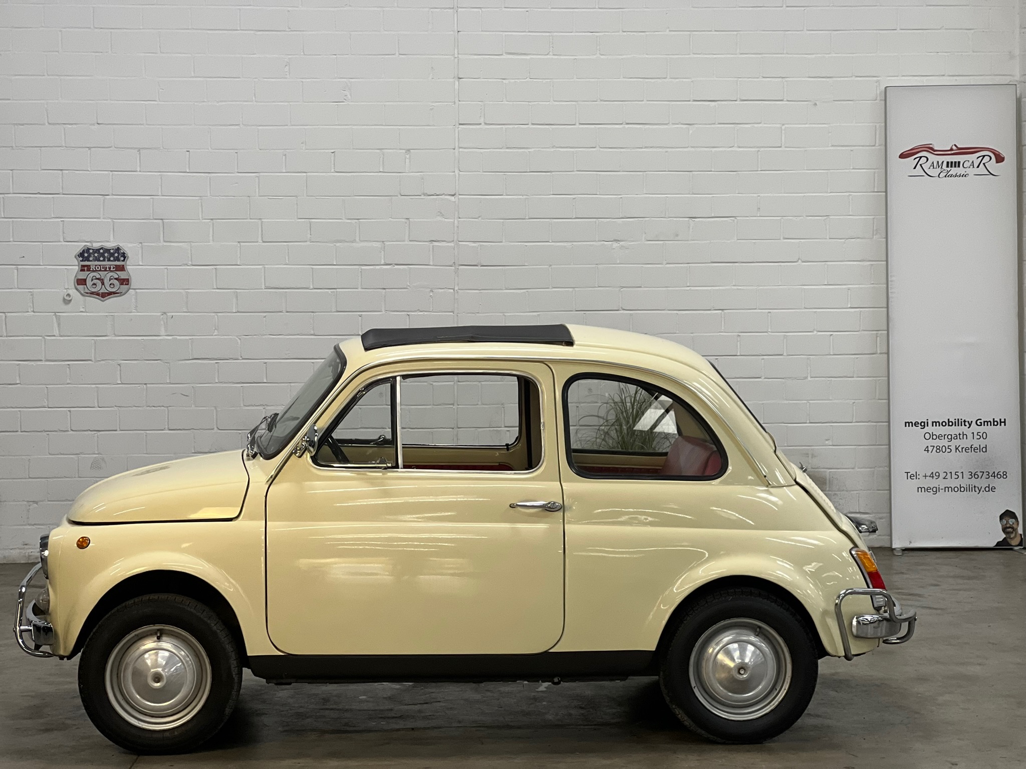 
								Fiat 500 Lusso mit Faltdach, TÜV neu full									