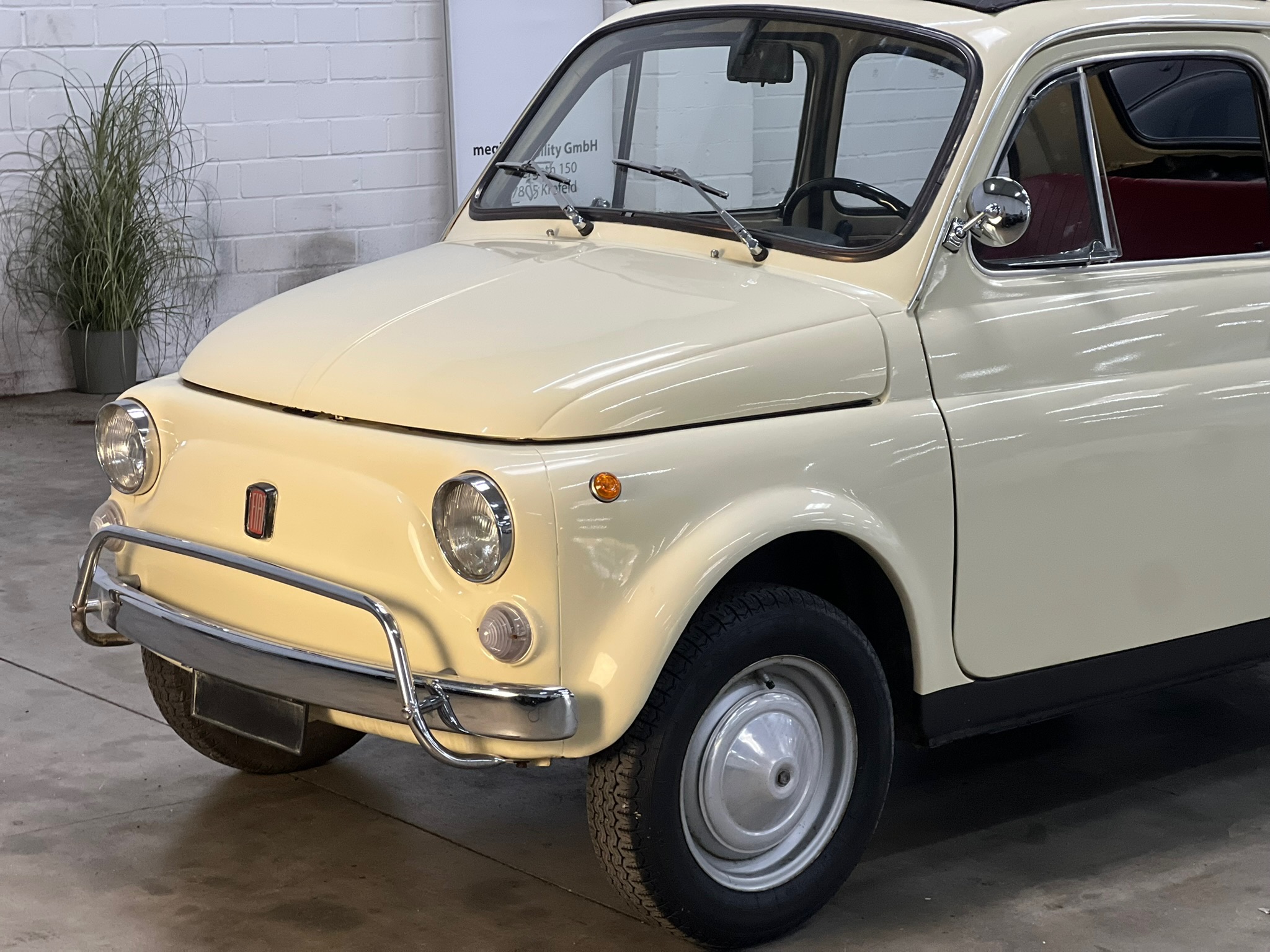 
								Fiat 500 Lusso mit Faltdach, TÜV neu full									