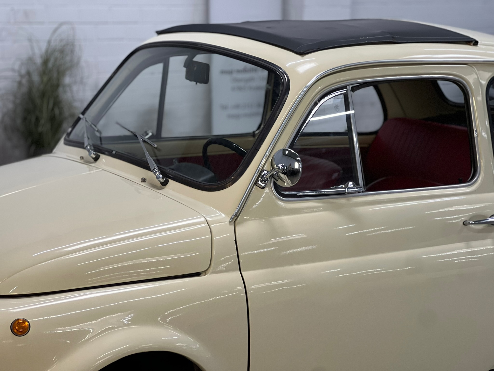 
								Fiat 500 Lusso mit Faltdach, TÜV neu full									