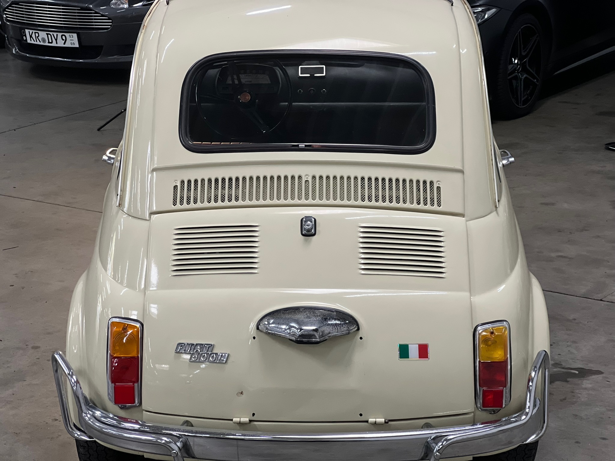 
								Fiat 500 Lusso mit Faltdach, TÜV neu full									