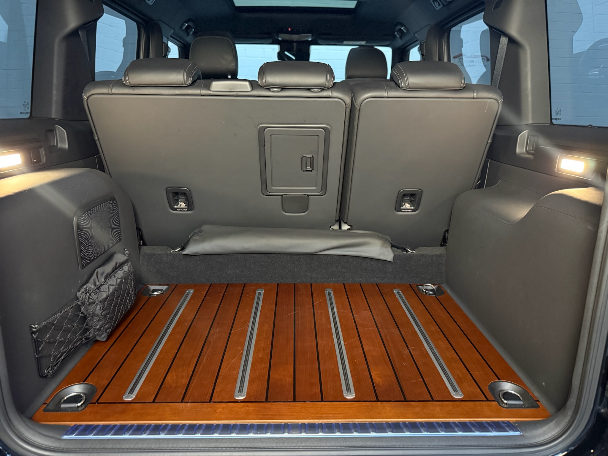 
								Mercedes-Benz G 500 G 500 Final Edition Black (463.260) full									