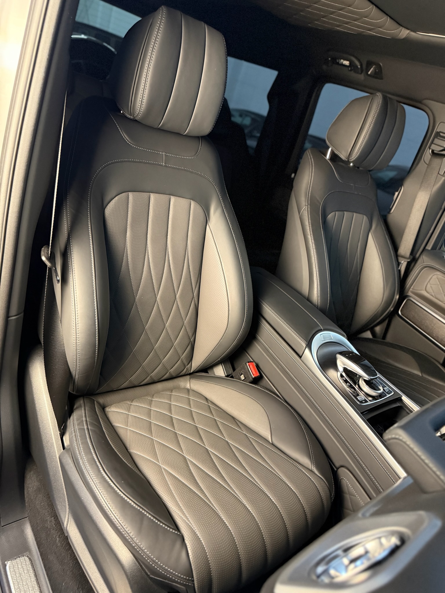 
								Mercedes-Benz G 500 G 500 Final Edition Black (463.260) full									