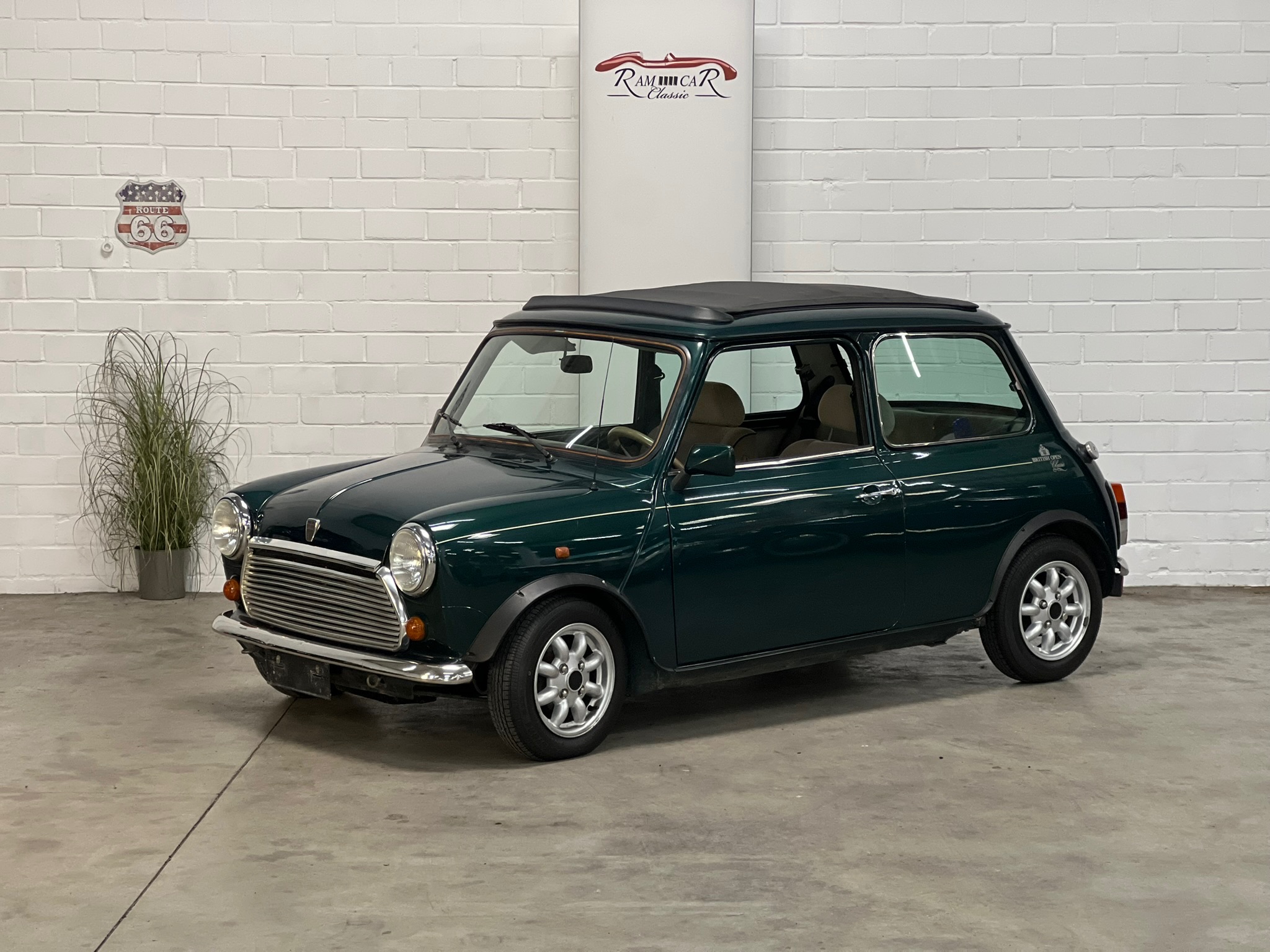 
								Mini Cooper British Open TÜV & Inspektion neu full									