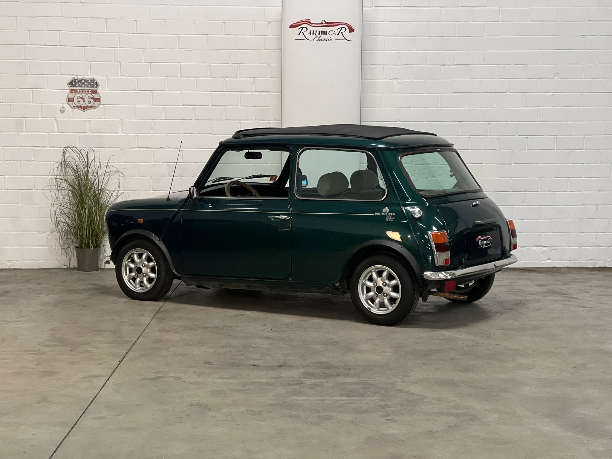 
								Mini Cooper British Open TÜV & Inspektion neu full									