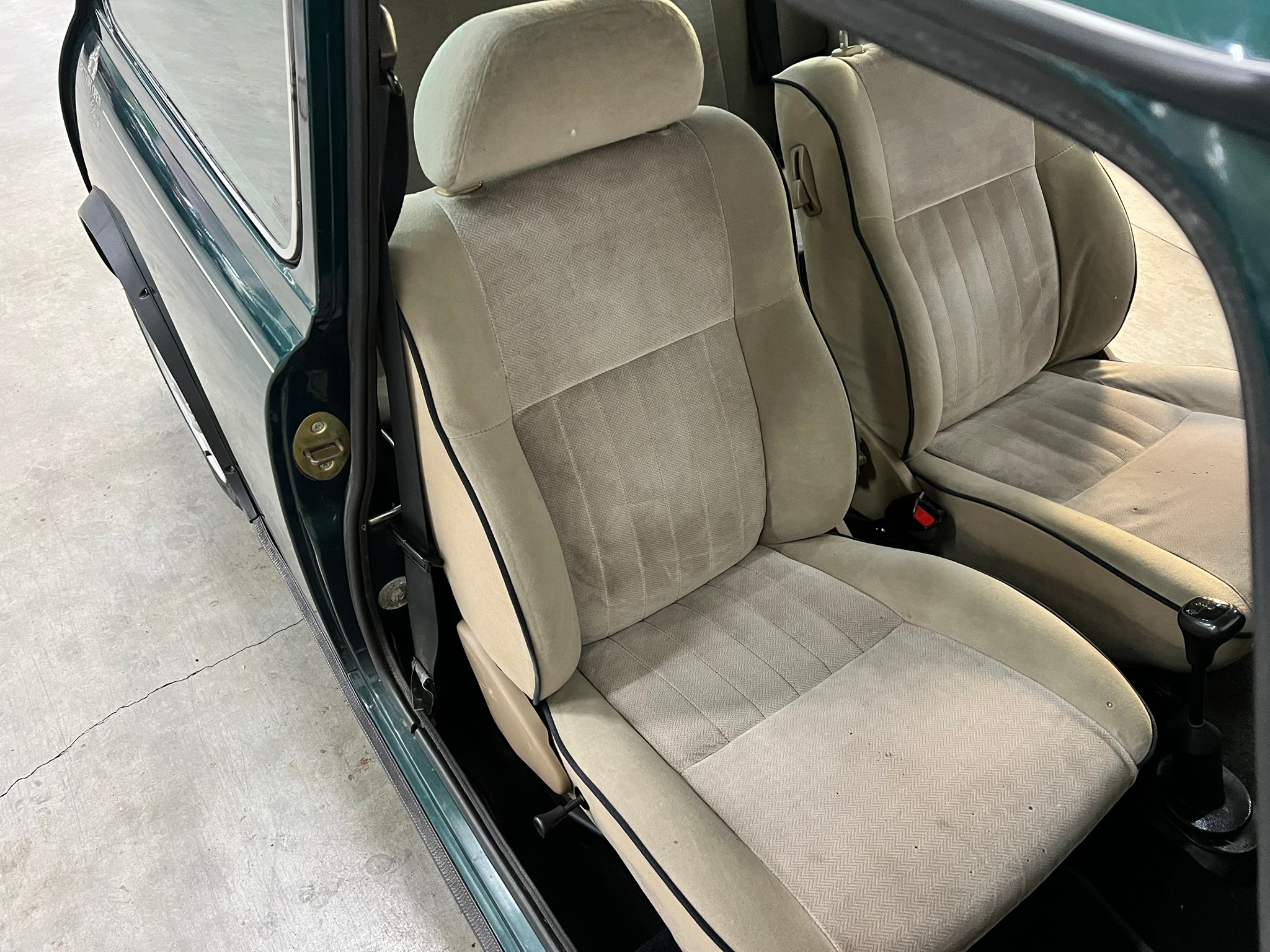 
								Mini Cooper British Open TÜV & Inspektion neu full									