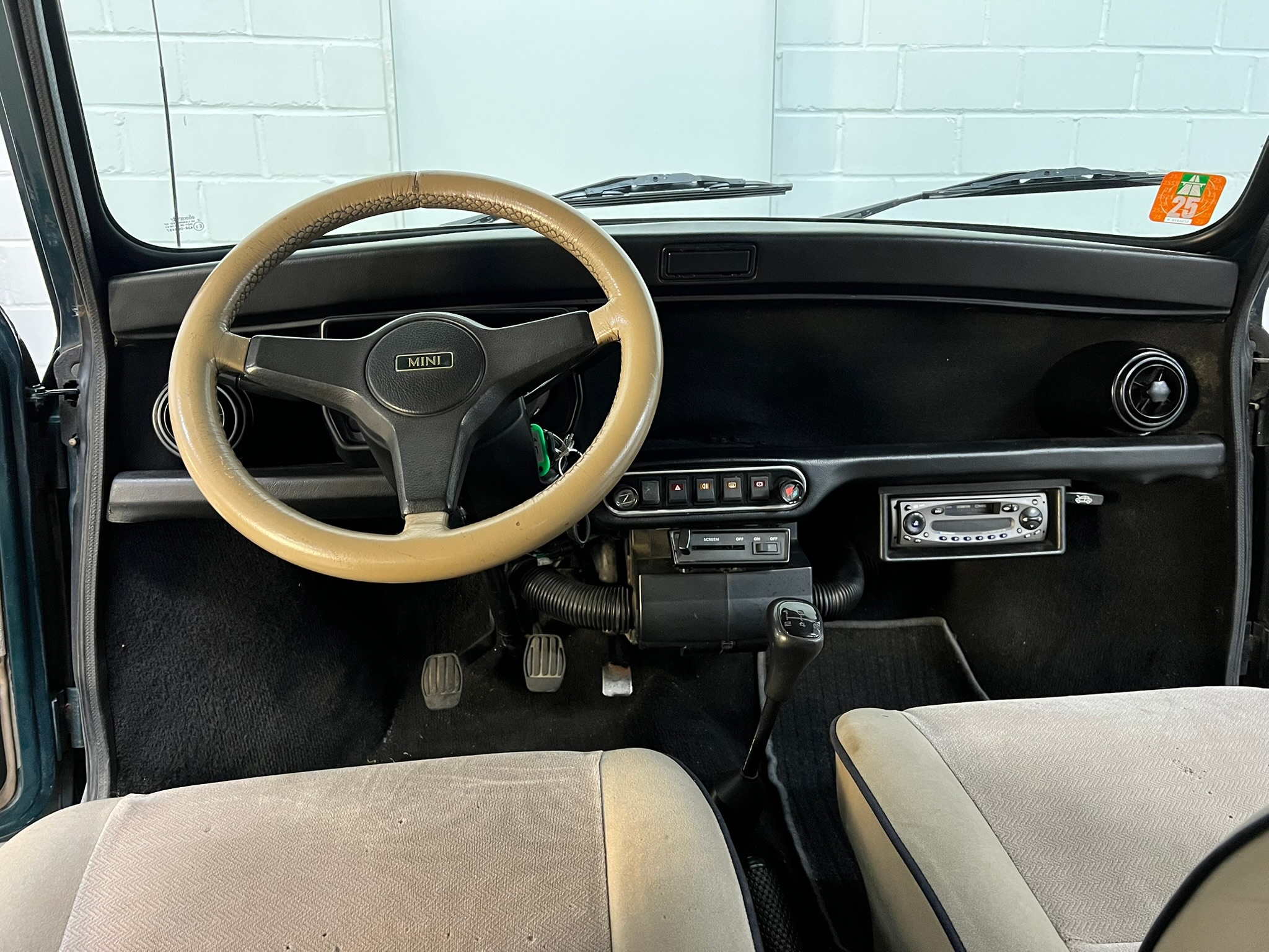 
								Mini Cooper British Open TÜV & Inspektion neu full									