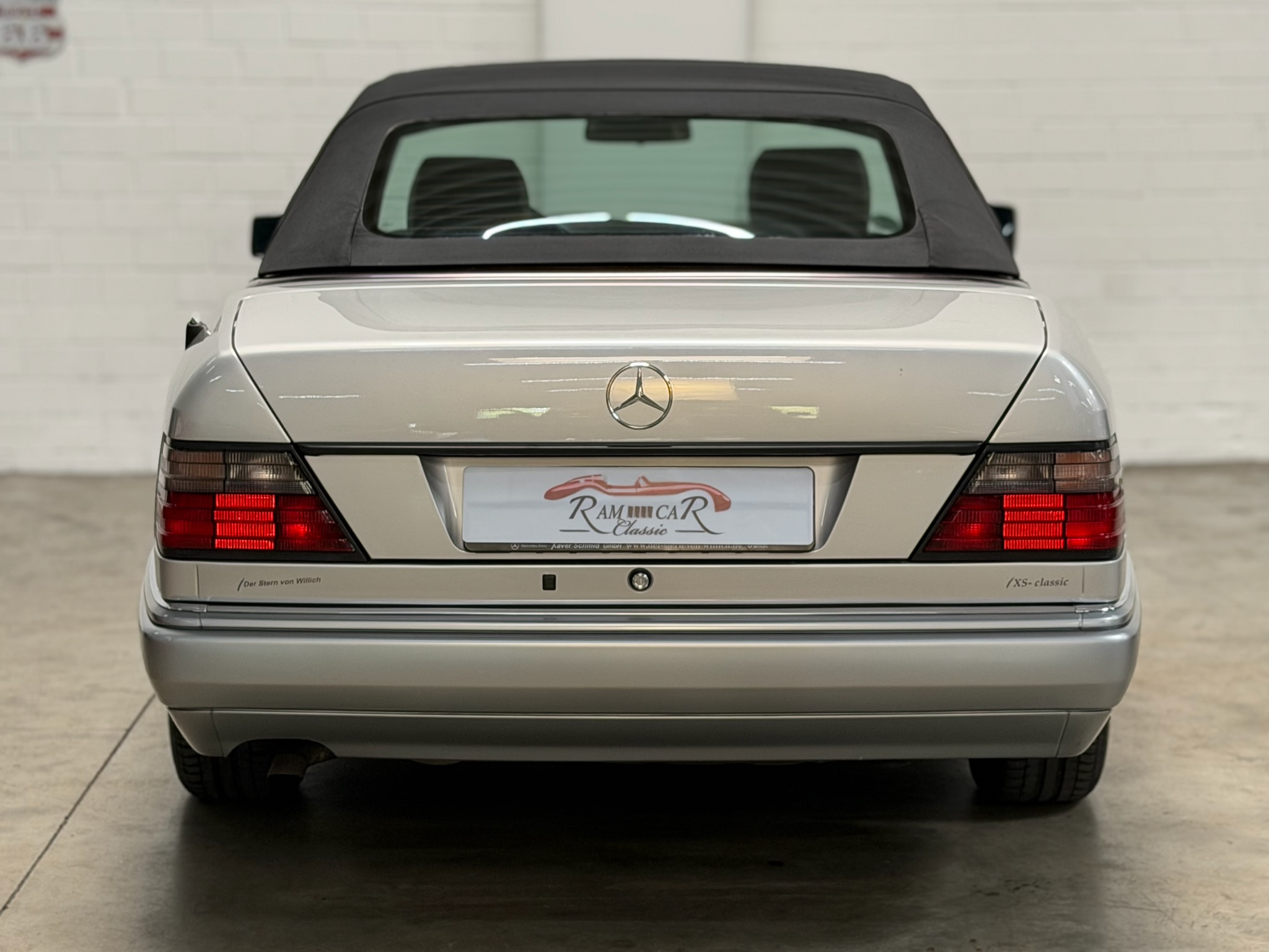 
								Mercedes-Benz E 200 Cabriolet (W124) – Originalzustand – Sammlerfahrzeug full									